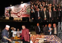 نخستین جشنواره حلوا مسقطی لاری کام مهمانان نوروزی را شیرین کرد